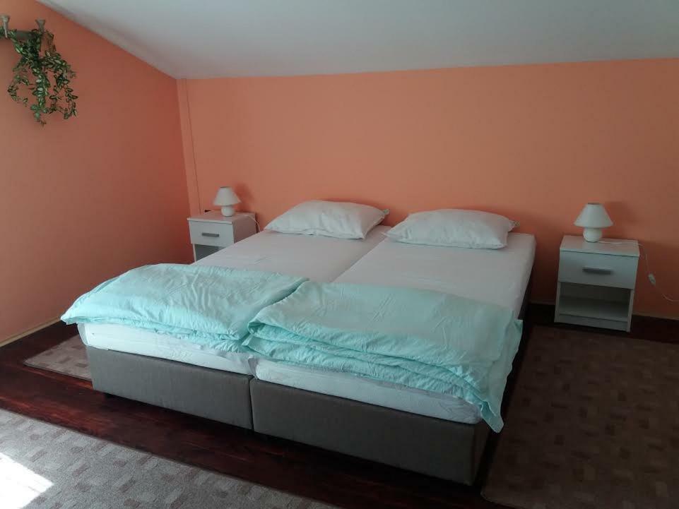 Apartmani Kristanic Karlovac Eksteriør billede